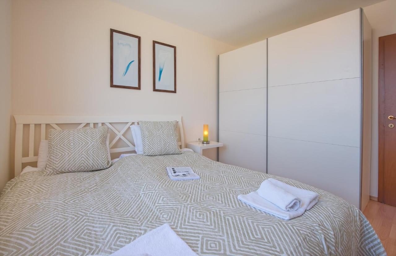 Holiday Apartments Next To Action Aquapark Sunny Beach Ngoại thất bức ảnh