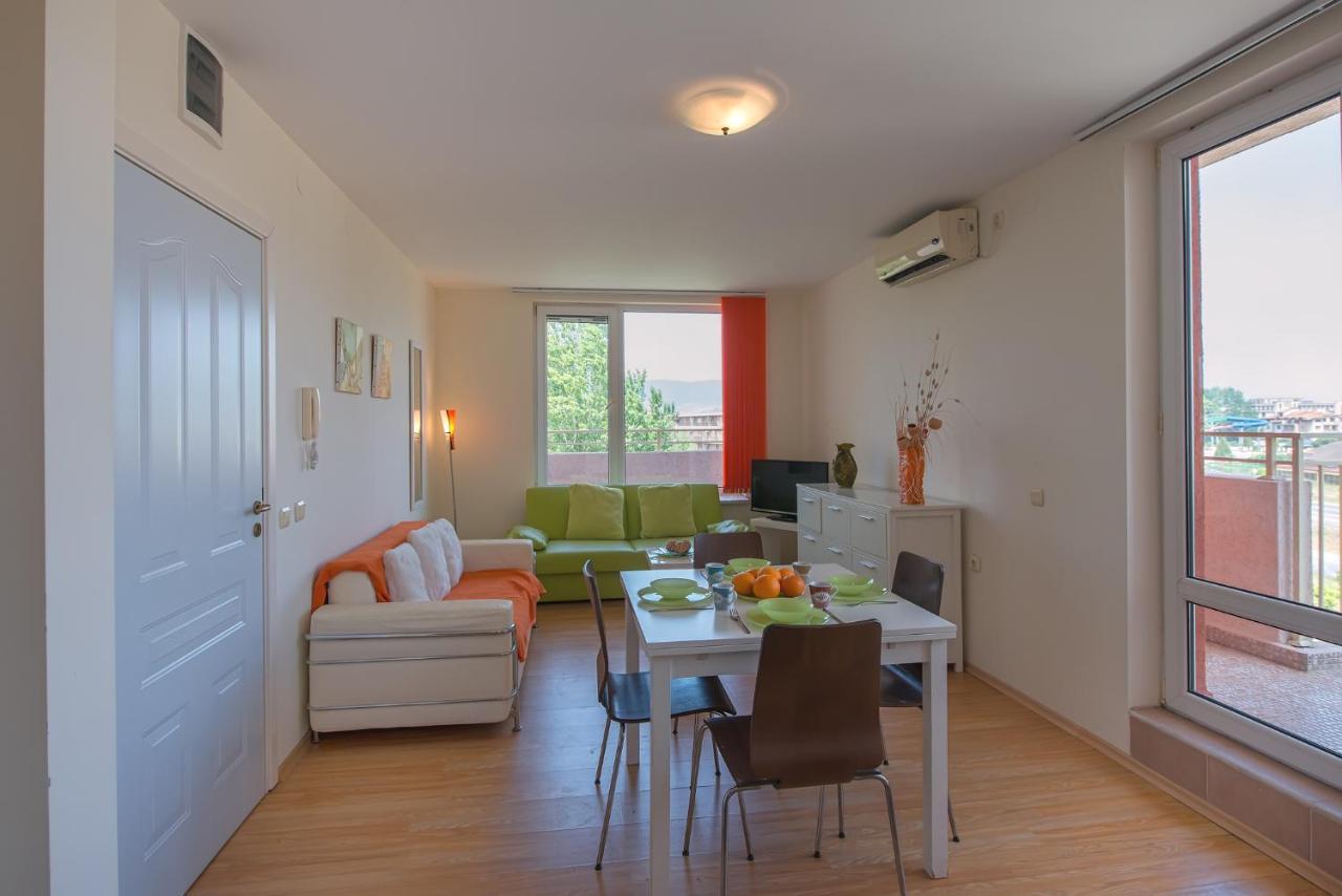 Holiday Apartments Next To Action Aquapark Sunny Beach Ngoại thất bức ảnh
